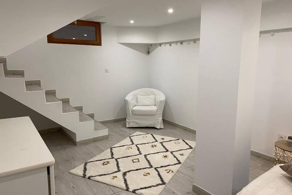 Villa Des Oliviers Avec Piscine Chassagny Ngoại thất bức ảnh